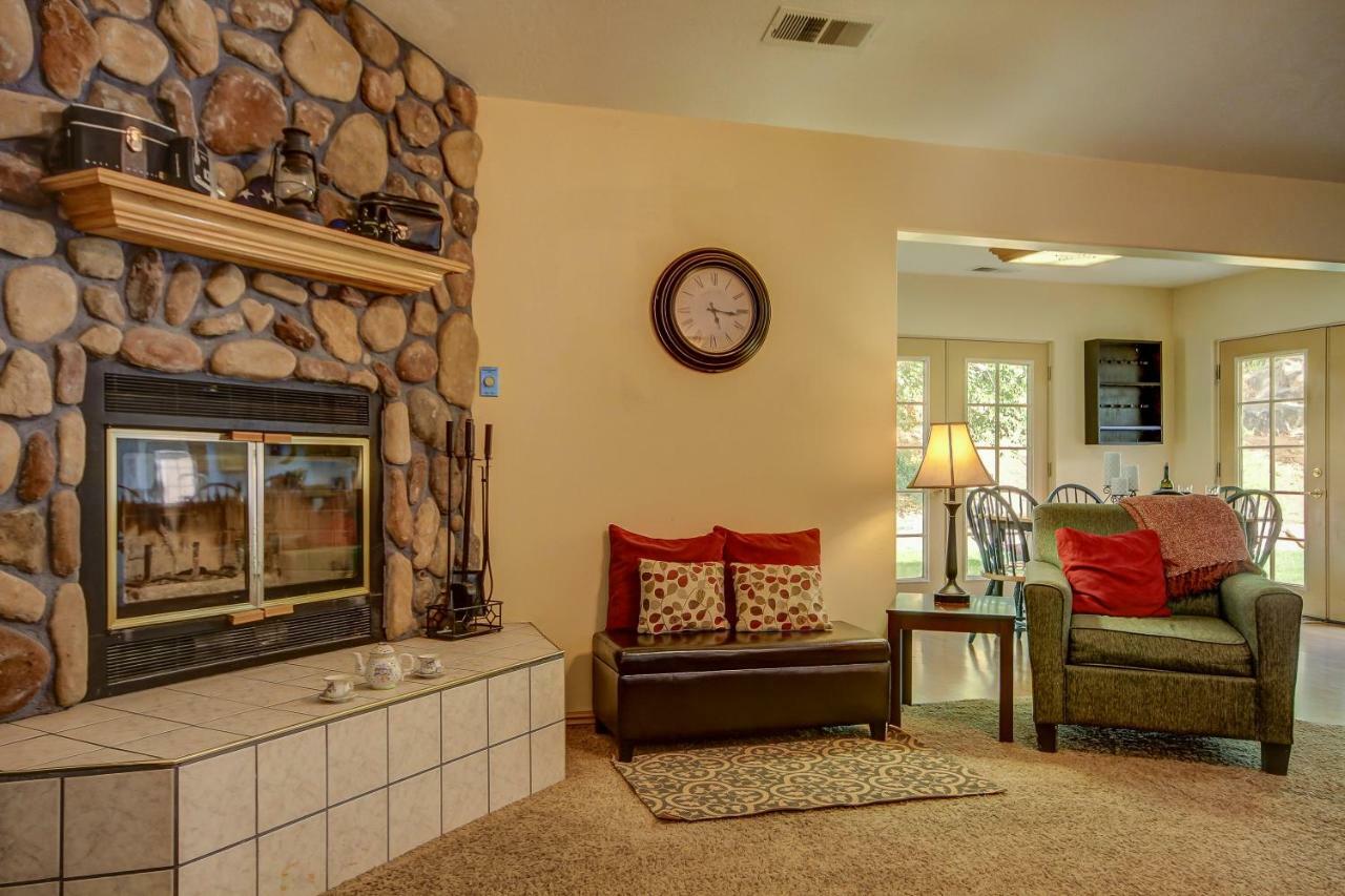 Pecan Point By Kabino Mountain Trail Access Foosball Table Private Yard Firepit Wifi Grill Hurricane Exterior foto